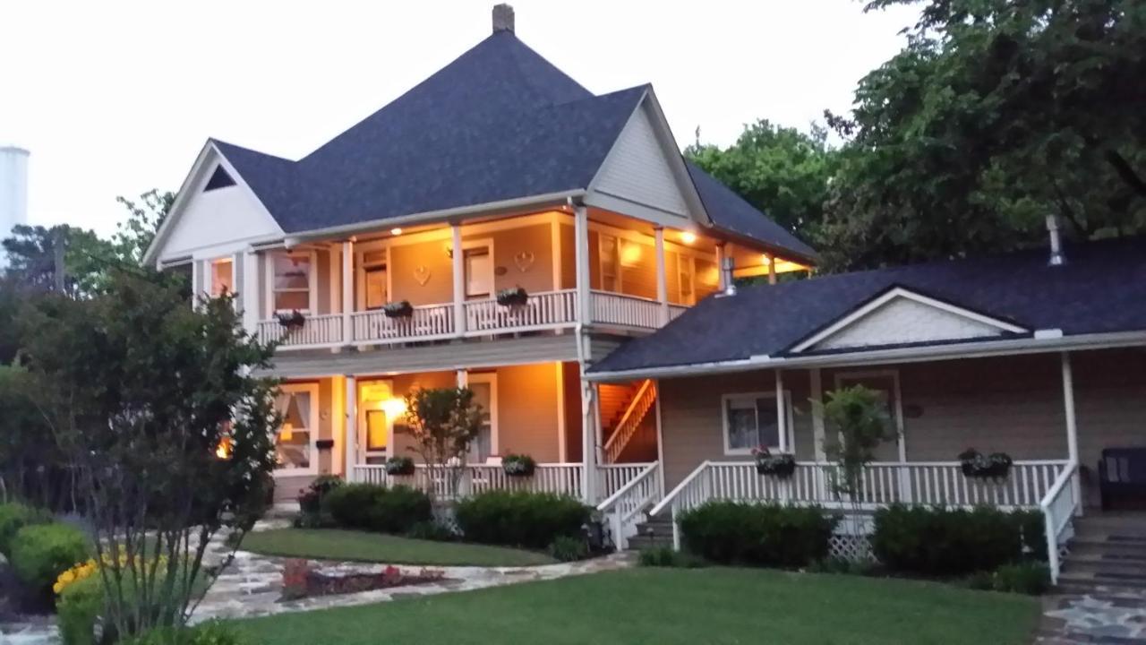 Heartstone Inn ยูเรกาสปริงส์ ภายนอก รูปภาพ